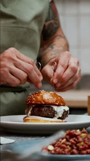 Sounds of service at Darling with chefs Sean Brock and Ben Norton #stainlesssteel #cookingasmr