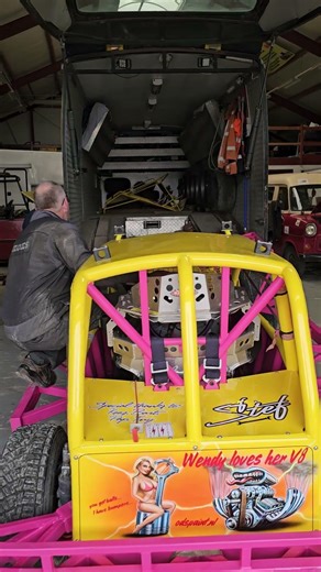 Wendy Koopmans#H36 loading for Sint Maarten 12.4.26