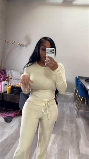 Two piece lounge set #loungewear #twopieceset