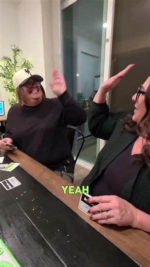 FAST FRIENDS ⚡ Speed Social Party Game 🎉 • ⏱️ 60-second rounds = fast, nonstop fun • 💬 Sparks real