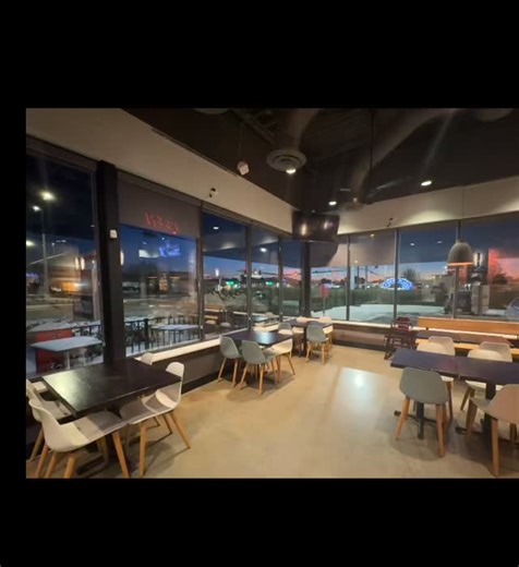 Donatos Pizza Virginia Beach on Instagram: "🍕 Donatos Pizza Virginia Beach is operating at regular hours today! • Order Online: For the fastest pickup or delivery. • Dine-In: Grab a table and enjoy it fresh out of the oven. • Pro Tip: Don’t forget the party-cut slices—perfect for sharing (or not, we don’t judge). #virginiabeach #pizzacravings #pizzalovers #virginiabeachfood #tiktokeats Come see us or get your favorites delivered straight to your door."