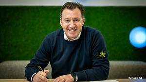 Marc Wilmots voorgesteld als sportief directeur in filmpje: "Wil Schalke opnieuw kracht laten uitstralen" | Sporza