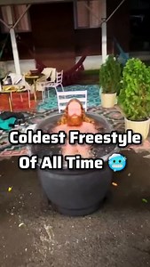 Rap Topics: Narwhal, Boomerang, Vibrancy, Tapioca, Venezuela, Bum Fuzzled, Fungi Shoutout to the epic Tub Club crew that tossed me unique, challenging words to freestyle about in the tub. Rapping helps me get through the challenge. Big love to our new location, @vibrantsunshinecafe in Aspinwall!! #coldplunge #vibranthealth #icebath #tubclub #bestrap | Fungi Flows