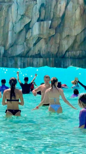 🇹🇭Phuket Andamanda Water Park Swimming Pool Summer Day 38🐬 #waterpark #swimmingpool