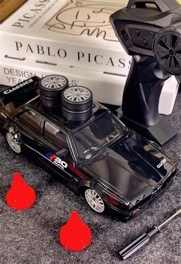 Experience the Thrill of a BMW-Style RC Drift Car