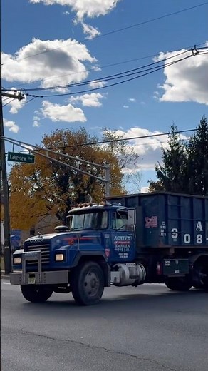 Mack RD688S model rolls through Piscataway