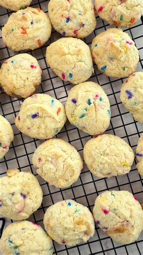 These 3-ingredient Funfetti Cake Mix Cookies are soft, chewy, and loaded with sprinkles! Perfect for quick desserts, parties, or last-minute treats — no measuring, no fuss, just mix and bake! Ingredients 1 Funfetti cake mix (15.25 ounces) ½ cup canola or vegetable oil 2 eggs Instructions 1. Preheat oven to 350° and line a rimmed baking sheet with parchment paper. 2. In a large bowl stir cake mix, eggs, and oil until combined. Dough will be oily but it bakes off just fine and you are left perfect