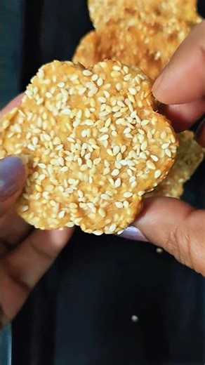 How to make Banana Biscuits #shortsfeed #recipe #viralvideo #trendingshorts #viral #shorts #foodie