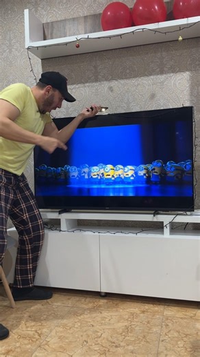 Minions funny moment 😛🤣 #funny #memes #crazily #minionsshorts #comedy