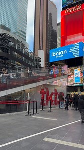 Las gradas rojas de Times Square: el secreto de TKTS y Broadway barato. | Contrastes RK