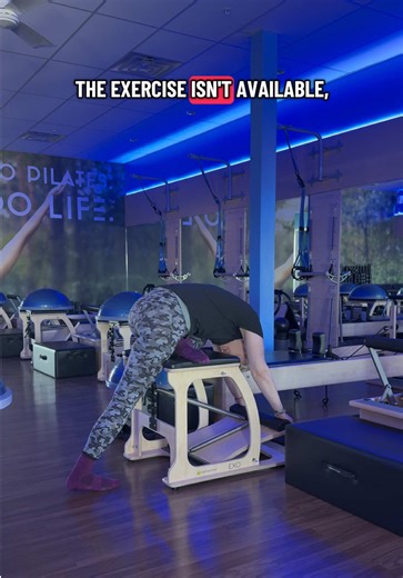 Let’s stretch out the glutes on the chair with a standing figure for stretch. This one feels really good in my body and I think you’ll enjoy it as well It is a very deep stretch so start with just getting your leg on top of the chair and pause there to see how everything feels. Then, if available, you’re gonna start to articulate down and forward, bringing your palms to the top of the pedal and slowly pressing it down using your abdominals to guide you. Move slow, connect your breath pattern, an