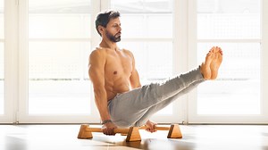 I tried these 16 isometric ab exercises — here’s what happened to my core
