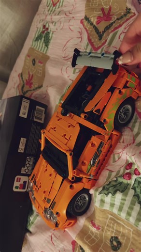 Lego Technic: Fast and Furious Toyota Supra MK4 Build