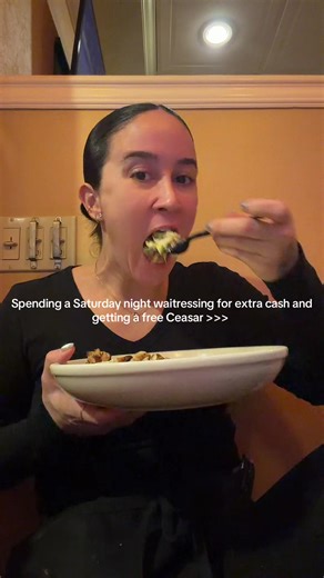 Weekend Waitressing for Extra Cash and Free Food