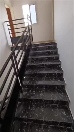 #WILBEKIMMO LOCATION APPARTEMENT / 2CHAMBRES /BON STANDING | 📍 Zone GÉOGRAPHIQUE LIB#MINDOUBE 2 NB : 4 DANS LA CLOTURE #CARACTERISTIQUES : - 2Chambres avec placards 2Salles d'eau WC - 1 Cuisine placards Installation machine à laver / - 1 Salon /COIN SALLE A MANGER - Compteurs d'électricité /eau parking/balcon - Prix : 300.000 FCFA CONDITION (S) : -loyer -cautions - Frais d'agence - Visite : payante Ref : LIBREVILLE CONTACT (S) : 24160422521- 24177944193