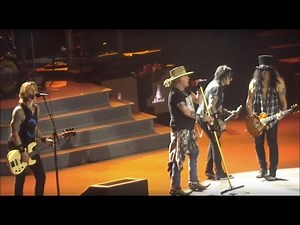 Guns N' Roses - Used To Love Her - Live at Staples Center in Los Angeles on 11/24/17