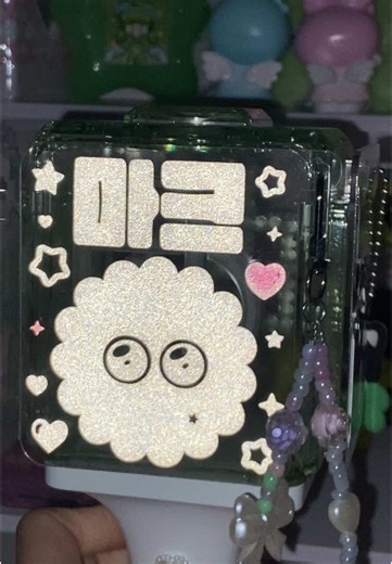 かわいい草鈍器デコとNCTペンライトの世界