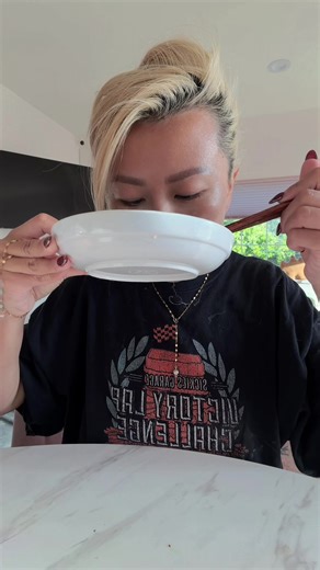 Eating my tang yuan 😋#rainaiscrazy | eat