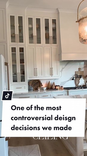 Would you take your cabinets to the ceiling? #customkitchen #customcabinetry #whitekitchen #kitchenisland #kitchenpendants #kitchendesign #highceiling #customhomedesign #whitecabinets