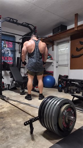 Top Set Drop Set. LETS GO!!! Training in the dungeon #LockedIn #workout #bodybuilding #dropset #backday #backworkout #training #bodybuilder #ifbb #fitness #garagegym #homegym #muscle @ironrebel @gym_pin @mikolofitness | Jason James Lowe