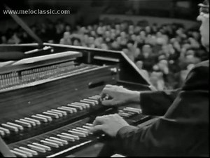 The American harpsichordist Ralph Kirkpatrick plays two 'pièces de clavecin' by Rameau 'L'entretien des muses' and 'Les Cyclopes' | Meloclassic