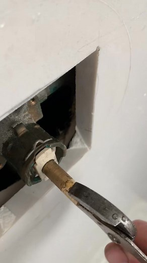 Shower handle spun around without finding the right temp or shutting off consistently. Replaced cartridge and handle hardwar. #shower #repair #plumbin #plumbing #plumbers #plumberslife #plumbingtok #plumbingrepair #drain #draincleaning #drainrepair #howto #tips #diy | Replumb