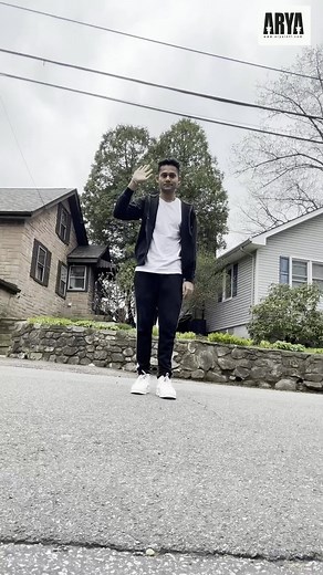 An incredible dance performance includes great footwork. Let’s learn it the pro way. 🤩 Follow the easy steps and you are ready to roll!!! 💥 @rupal5678 #aryadanceacademy #aryaarmy #dance #dancetutorial #footwork #learnwitharya #goarya | Arya Dance Academy