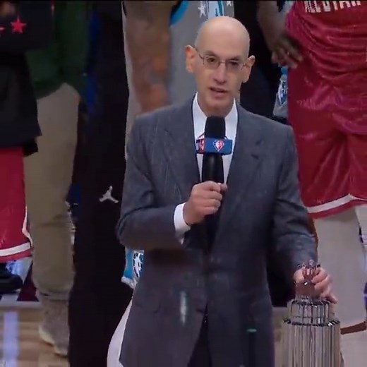 Steph Curry: 2022 NBA All-Star Game MVP | Kobe Bryant Trophy Presentation