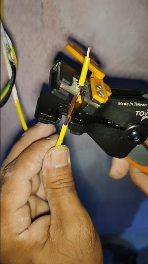 ⚡ Every Electrician Needs This Tool! Automatic Wire Stripper #WireStripper #AutomaticWireStripper