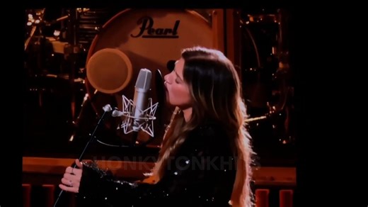 Kelly Clarkson gave a smooth, heartfelt performance covering the classic Patsy Cline hit, "Walking After Midnight." Her rendition showed deep respect for the legendary singer's lasting musical legacy. | The Grand Ole Gazette
