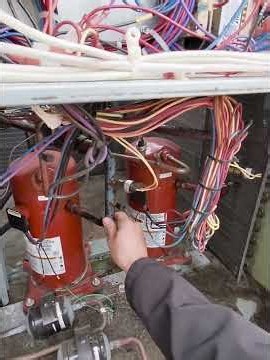 Trane odyssey too hot!! "Ac down" #hvac #bluecollar #hvaclife