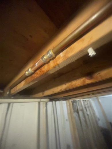 Emergency Electrician Call: Quick Fix for Water Line