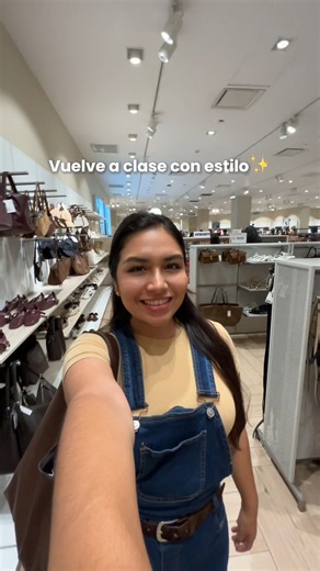 Vuelve a clases con estilo en H&M de Minka. Ropa increíble sin pagar de más. 💸👕 | Minka