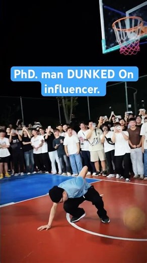 PhD student DUNKS like an Alien #undraftedleague #basketball #籃球 ￼