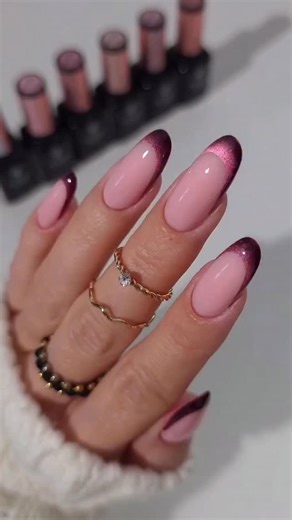 Victoria Vynn Kosova | ✨ Risi nga @victoriavynn, që thjesht duhej t’jua tregoja! ✨ Njihuni me Polygel-in në shishe – një xhel akrilik inovativ që sapo ka hyrë në... | Instagram