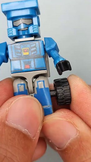 Transformers Beachcomber Unboxing with Kreo LEGO
