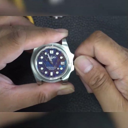 Perfect Watch Bezel Installation Guide: Step-by-Step #shorts