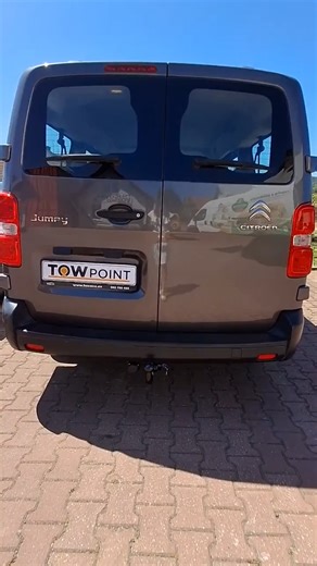 Dodávka, co utáhne i loď? Citroën Jumpy to zvládne levou zadní. #CitroenJumpy #TowPoint #TazneZarizeni #AutoHak #ECS #dodavka #citroen #ViralVideoシ #viralreelsシ #viralvideochallenge | TowPoint - tažná zařízení