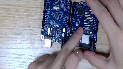 Arduino UNO R4 WIFI主板介绍
