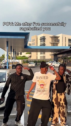 Bruce and Fargo Memes: Fun Moments and Emotes