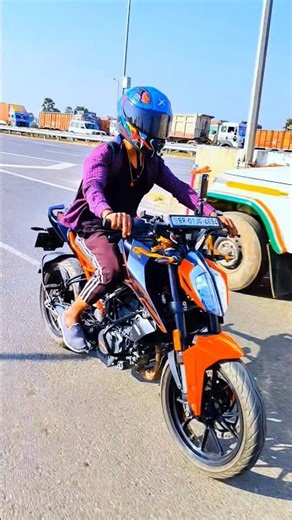 ktm duke 200 stunt video ✅| ktm duke 200 highway ride | duke 200 modified bike #shorts #viral #short