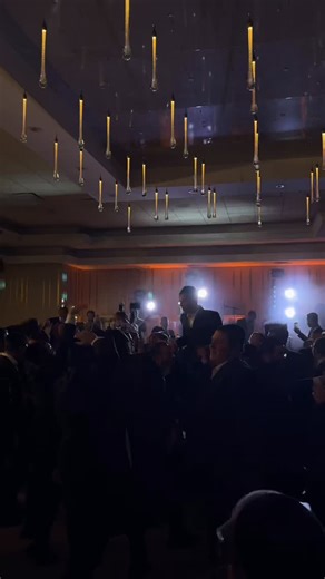 Shmelka Posen on Instagram: "When Mendy Herskowitz Band teams up with Shmelka… it’s a new experience.🔥🔥🔥 • • • •"