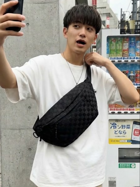 🎒2026新作!男女兼用ンプルチェストバッグで大容量&便利なクロスボディト#チェストバッグ #クロスボデイバッグ #男女兼用バッグ #大容量バツグ #ウエストバッグ