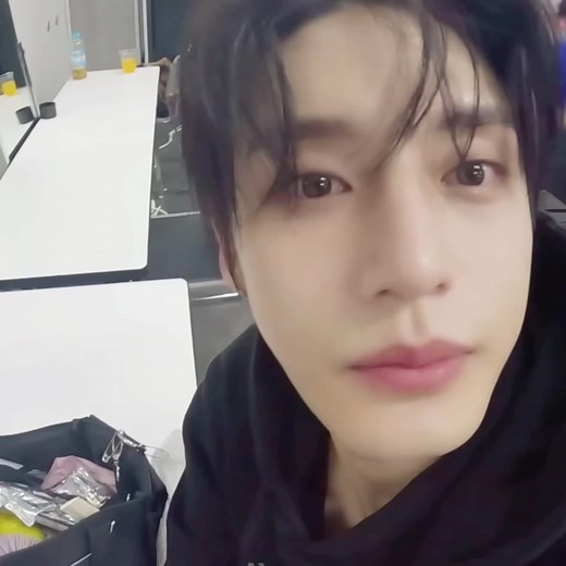 반전매력 쩌는 #김지웅 #zb1 #제로베이스원 #fyp