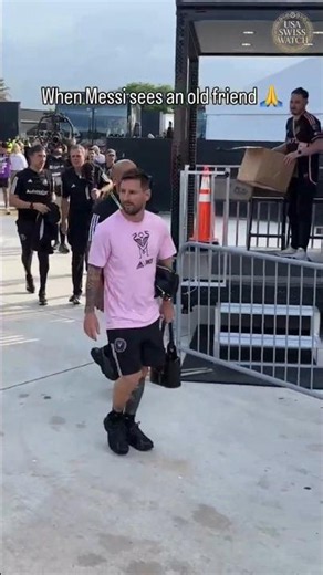 Lionel Messi Spotted Meeting an Old Friend Wearing a $150,000 Patek Philippe #messi #shorts