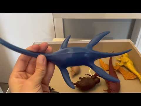 Invicta 1987 national history museum dinosaur set Review