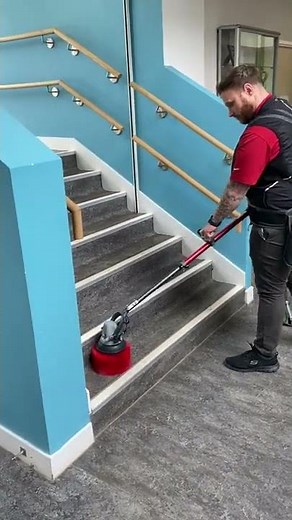 Motorscrubber demonstration