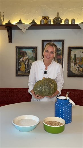 Avliya Boşnak Mutfağı on Instagram: "Boşnak mutfağının en tatlı sırlarından biri: Balkabaklı börek! İncecik yufkası, mis kokulu iç harcıyla Avliya’dan sofralarınıza… 0212 437 37 97☎️ 📍Avliya 1: Kocatepe Mah. Avazköyyolu Cad. No 83/A Bayrampaşa 📍Avliya 2 :Kartaltepe Mah.Bilgehan Cad.No 55/A Bayrampaşa İstanbul"