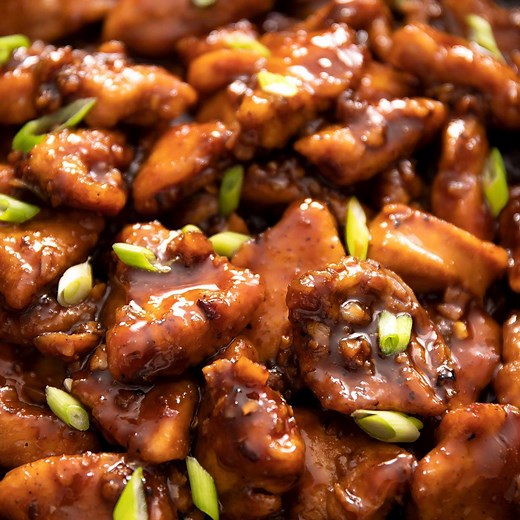 This sweet and sticky Bourbon Chicken is super-easy to make and beyond delicious! | Preppy Kitchen