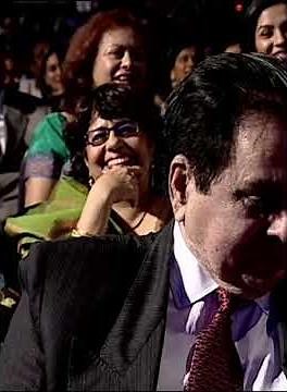 Saira Banu's emotional moments with Dilip Saab..! Great Memories!